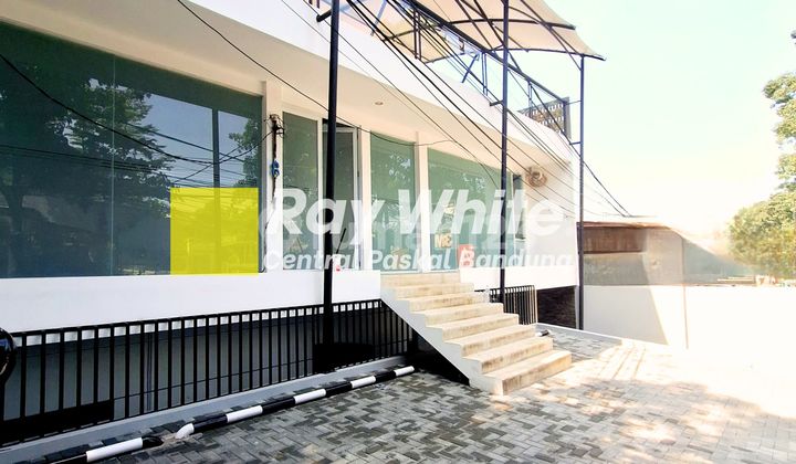 3-Story Commercial Space in Setiabudi Bandung