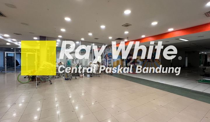 3-Story Commercial Space on Main Road in Cirebon City