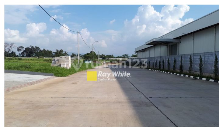 Modern Warehouse in Parahyangan Eco Business Park Bandung Modern Warehouse in Parahyangan Eco Business Park Bandung