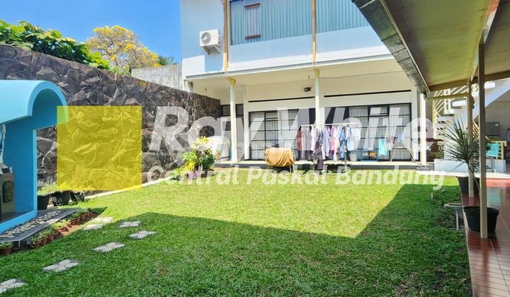 Beautiful and Well-Maintained Houses and Boarding Houses in Sayap Riau, Bandung.