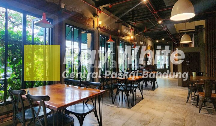 Rumah Usaha Eks Cafe di Sayap Dago Bandung