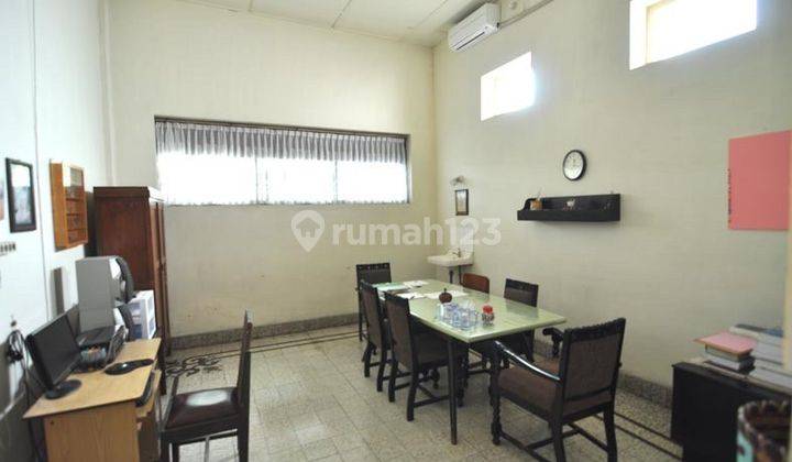 Dijual Rumah Strategis di Nol Jalan Raya Malang Surabaya 2