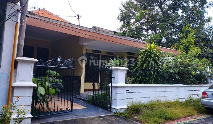 Rumah Usaha Manyar Gresik Dijual Murah 1