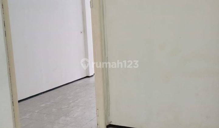 Ruko 3 Lantai Pasar Besar Wetan Bubutan Surabaya Murah Disewakan 6