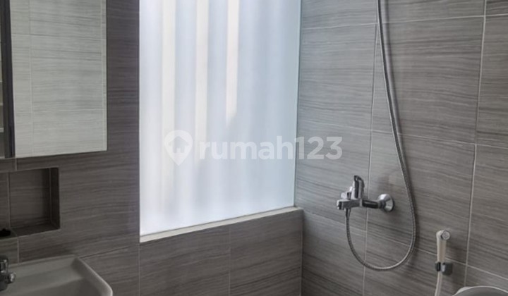 Sewa Rumah Grand Pakuwon cluster Gladstone 5