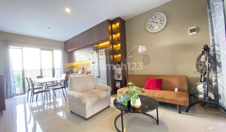 Disewakan Rumah Lux Dalam Cluster Gegerkalong Full Furnish 1