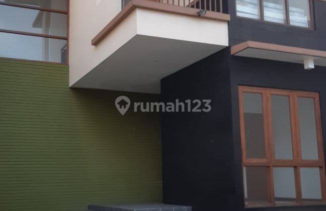 Disewakan Rumah Minimalis Istana Regency 2 Sayap Pajajaran 2