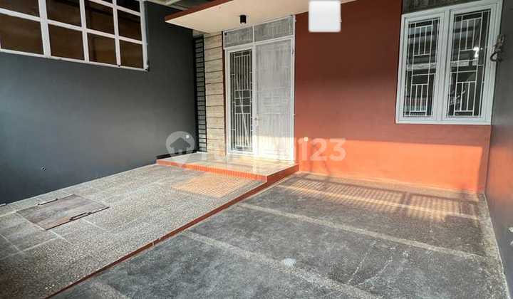 Termurah ! Disewakan Rumah Taman Kopo Indah TKI 3 1