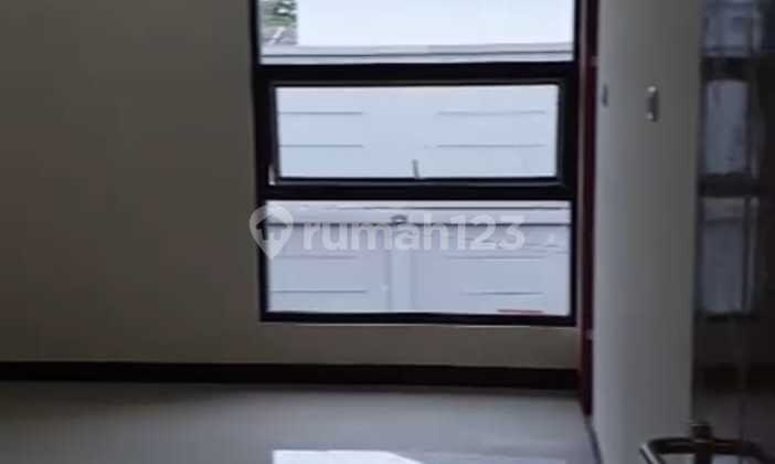 For Rent Modern Minimalist House within Sayap BKR complex. 2