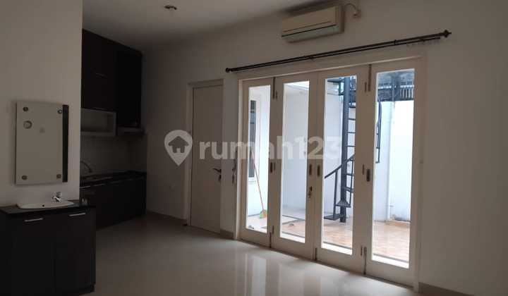 Cheapest! House for Sale in the Cigadung Greenland Complex