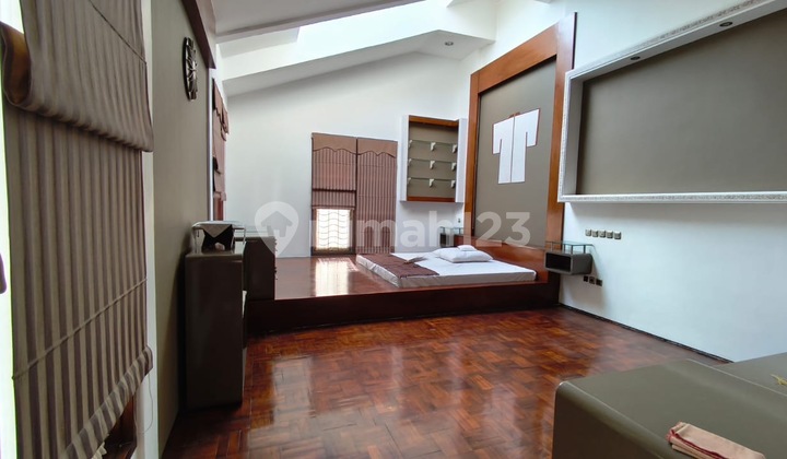 Jarang ada ! Dijual Rumah Baru Renov dalam Komplek tubagus Ismail 2