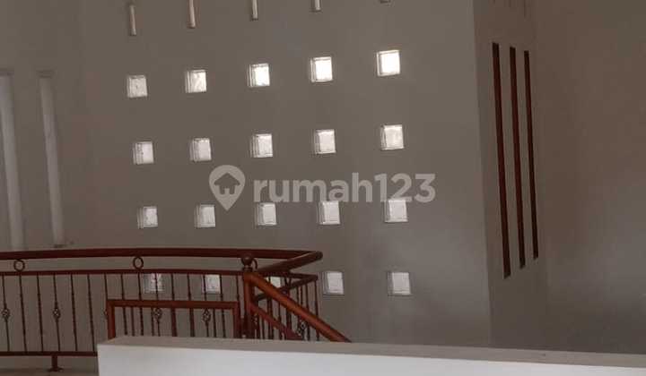 Termurah ! Dijual Cepat Rumah Asri Terawat Batununggal 2