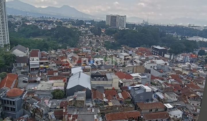 Disewakan Apartement Hegarmanah Residence 3 Bedroom Private Lift 2