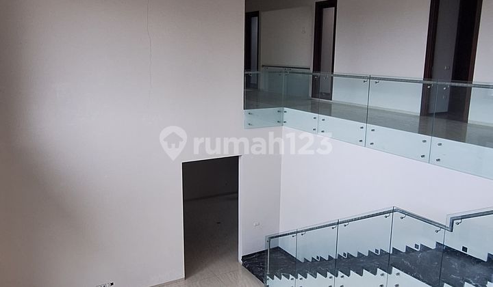 Dijual Rumah Lux Komplek Exclusive Setra Duta Dijual Rumah Lux Komplek Exclusive Setra Duta
