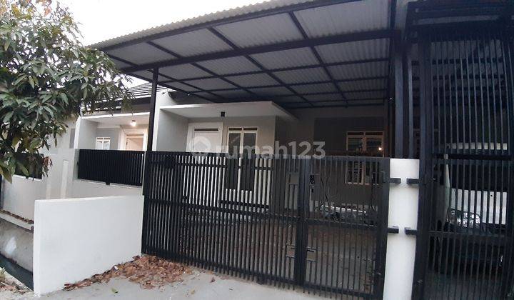 Disewakan Cepat Rumah Minimalis Taman Holis Indah Semi Furnish 1