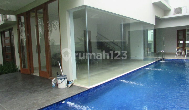 For Rent Cmpound House 4 Bedroom With Swimming Pool  at Kemang Jakarta Selatan  2
