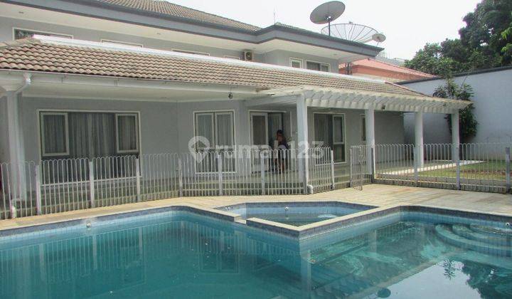 A 3 Storey, 5 Br, Stand Alone House Located In Pondok Indah, Jakarta With 3 Bt, A Pool And A Yard. 1