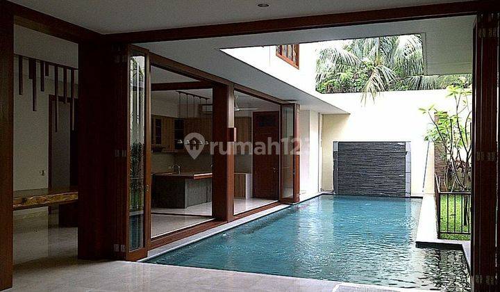 A 2 storey 4BR 4BT with pool and yard in Cipete Jakarta Selatan 1