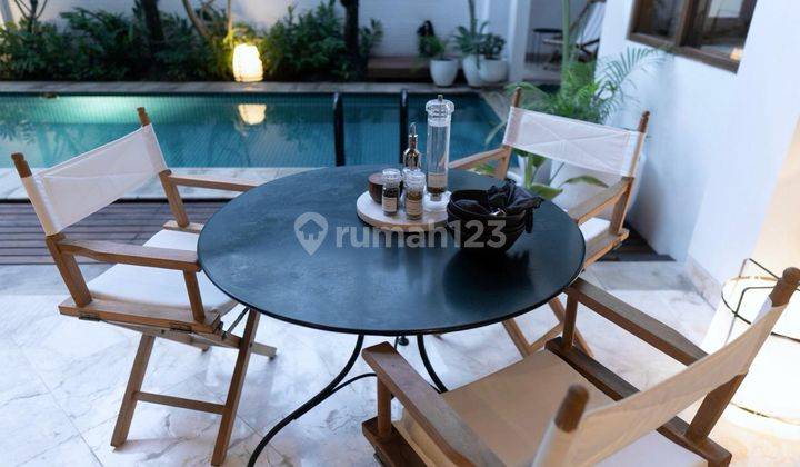 A 2 Storey 4BR 4 BT with Swimming Pool in Kemang Jakarta Selatan 2