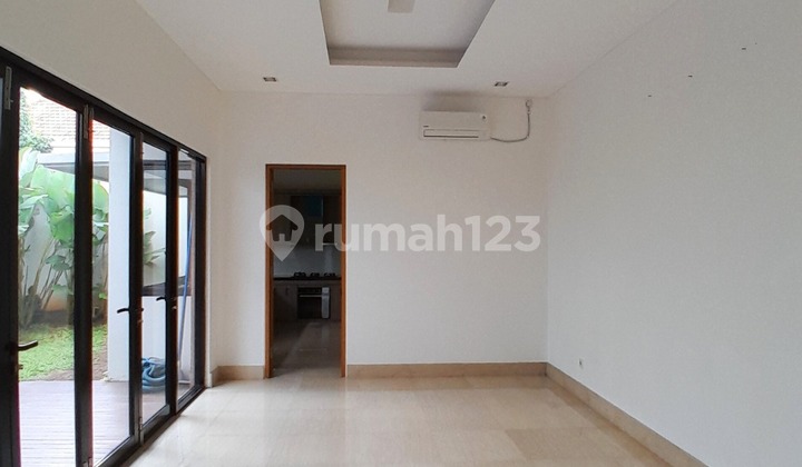 For Rent 2 Storey House With Private Swimming Pool 5Br + Study Room At Kemang Jakarta Selatan 2