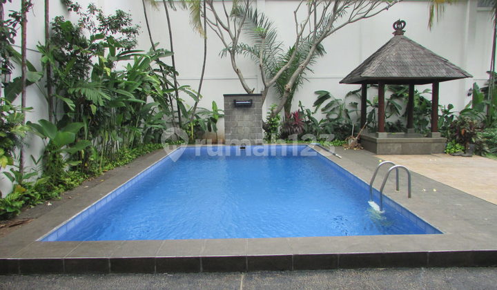 For Rent 4BR Standalone House with Pool & Yard in Kemang, South Jakarta For Rent 4BR Standalone House with Pool & Yard in Kemang, South Jakarta