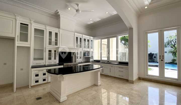 Ewly Renovated 5Br Compound House With Private Pool & Garden For Rent - Cilandak, South Jakarta
