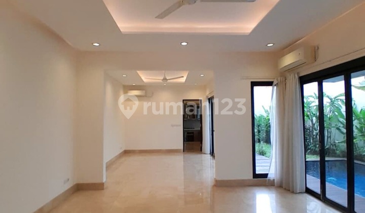 For Rent House 5+1 Bedrooms With Private Swimming Pool At Kemang Jakarta Selatan