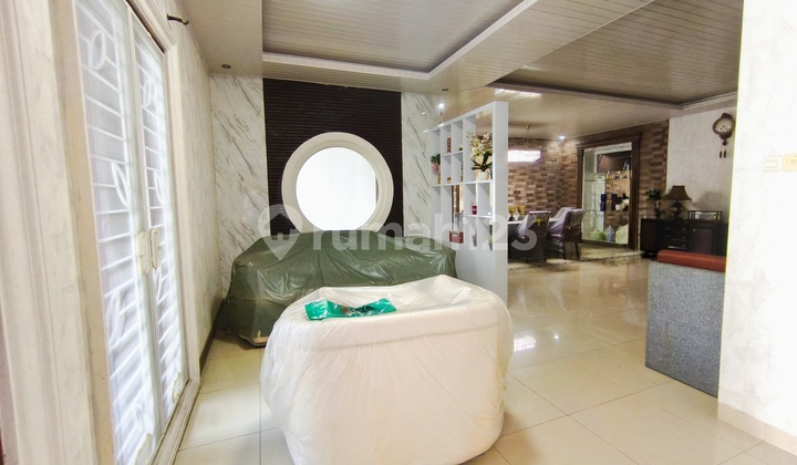 Rumah Dijual Lokasi Strategis Bintaro Sektor 7, 8448