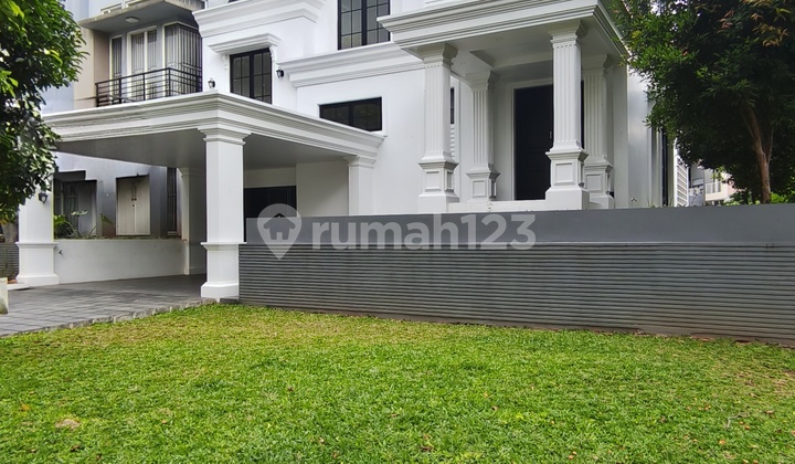 Ready-to-Occupy House in Kebayoran Bintaro Cluster Sector 7, 16034