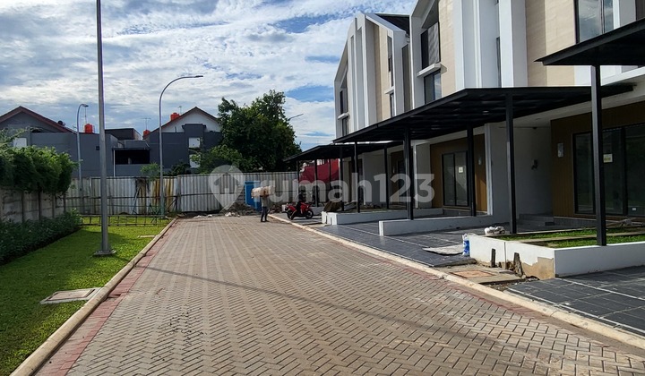Rumah Essence Zebrina Jakarta Garden City Siap Huni