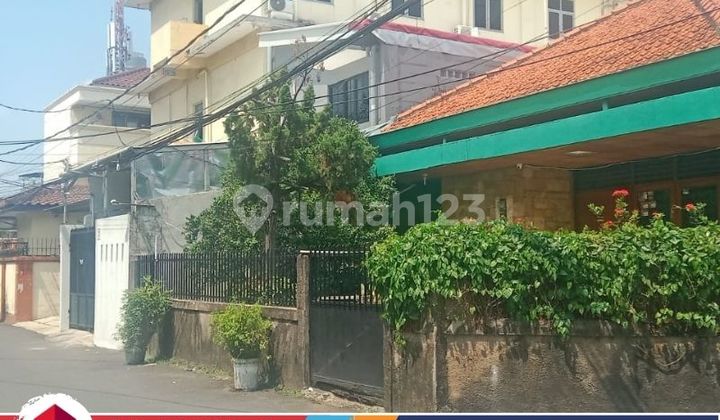 Di Jual Cepat! Rumah di Kuningan Jakarta Selatan Lokasi Strategis dan Bebas Banjir