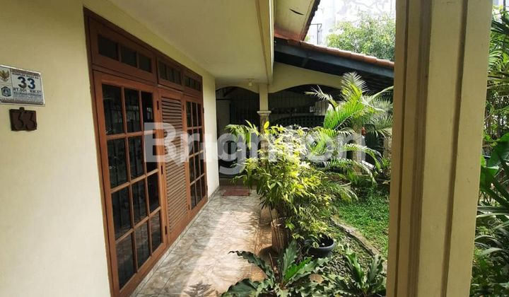 Beautiful Move-In Ready House in Non-Oil & Gas Complex Near Tanjung Duren, West Jakarta