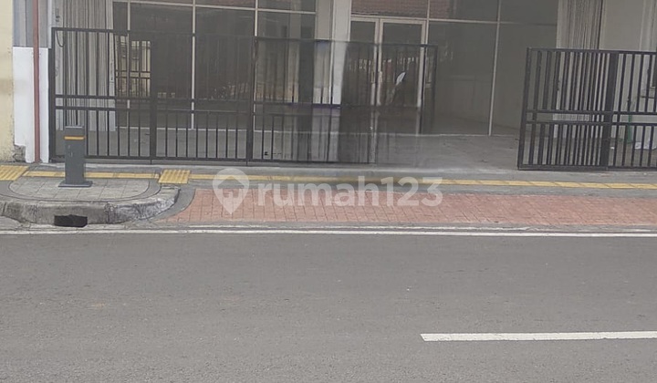 ******** Alfa ********.kemanggisan Jakarta Barat