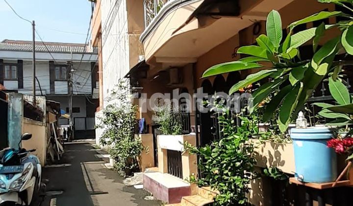 Rumah Cantik Tanjung Duren Jakarta Barat