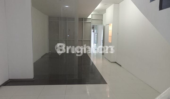 Di sewa /jual Ruko Siap Usaha Kartini Jakarta Barat Di sewa /jual Ruko Siap Usaha Kartini Jakarta Barat