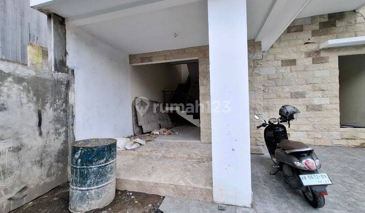 HUNIAN EKSKLUSIF 2LT DI MLATI SLEMAN DEKAT JL MAGELANG KM 9 2