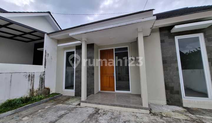 Rumah Siap Huni 3 Kamar Tidur di Kalasan Harga 550Jt, Legalitas SHM Rumah Siap Huni 3 Kamar Tidur di Kalasan Harga 550Jt, Legalitas SHM