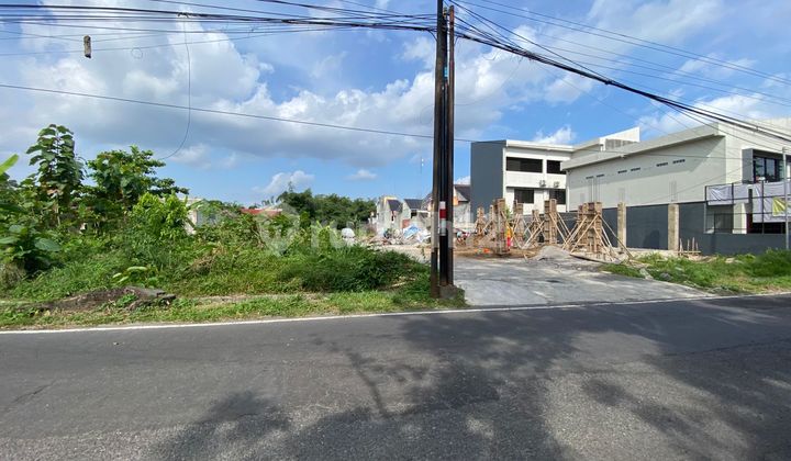 Tanah Pekarangan Eksklusif di Kawasan Kuliner Dekat Mall Sch