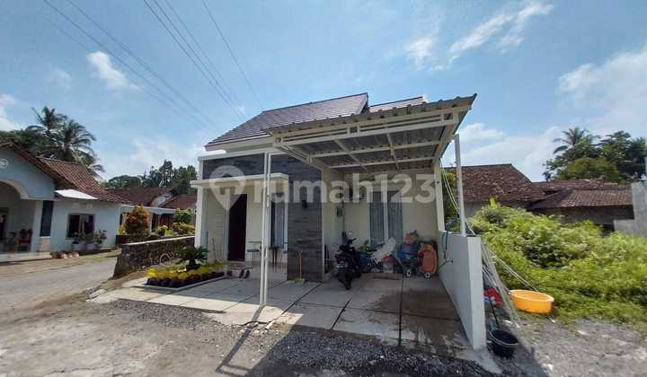 Rumah Modern Lahan Luas di Jl Magelang, 7 Menit Ke Pemda Sleman 1