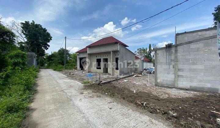 Rumah Modern Dekat Jl Raya Nangsri Asri Dan Nyaman di Prambanan 3