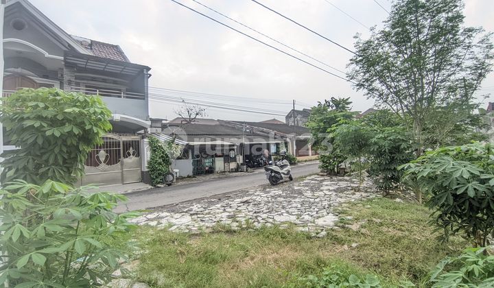Harga Nego! Bisa dibeli setengahnya saja! Dijual Tanah Pekarangan Luas 570m2 di Umbulharjo, Yogyakarta dekat UAD.  1