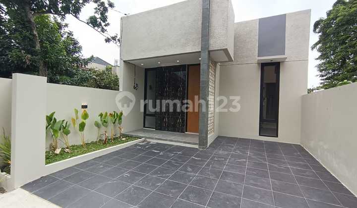 5 Menit ke Stadion Maguwo, Rumah Manis di Lokasi Strategis