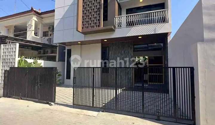 Hunian Mewah 2 Lantai 7 Menit Dari Kampus Ugm Jogja!