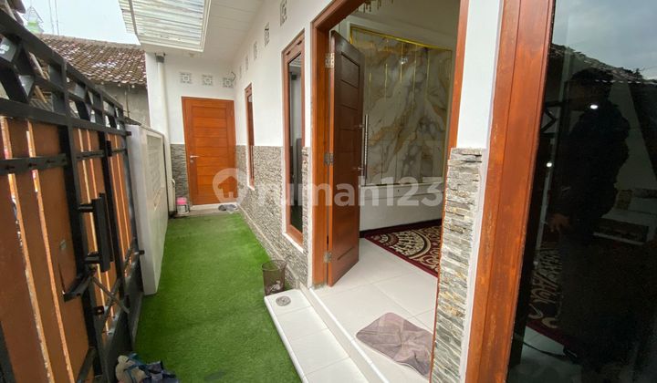 Ready-to-Occupy House in a Beautiful Environment Near Malioboro 2