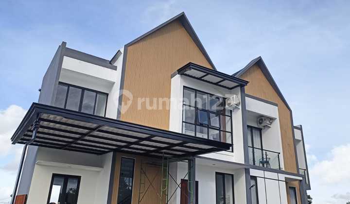 Rumah 2 Lantai Sleman View Citylight Dekat Kampus Umy