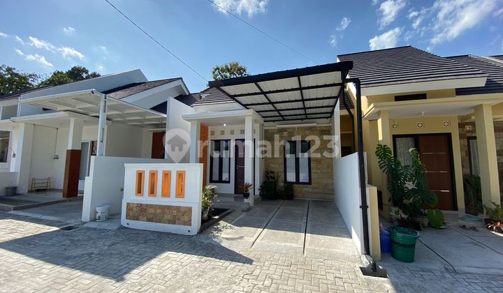 Rumah Pesan Bangun Sleman 2 KM Dari Jalan Magelang