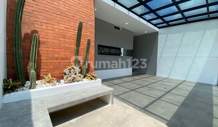 Premium Residence in North Sleman Only 6 Minutes from UII Central Campus 2