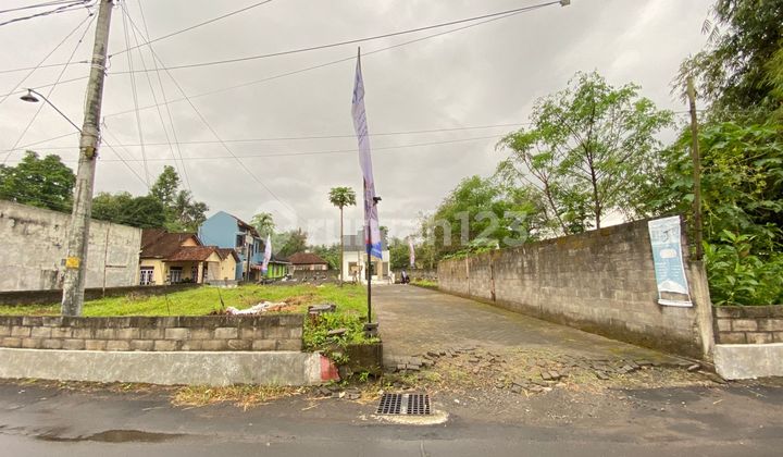 Muara Home Search Sleman! Starting from 329 Million Negotiable, KPR Available. 2