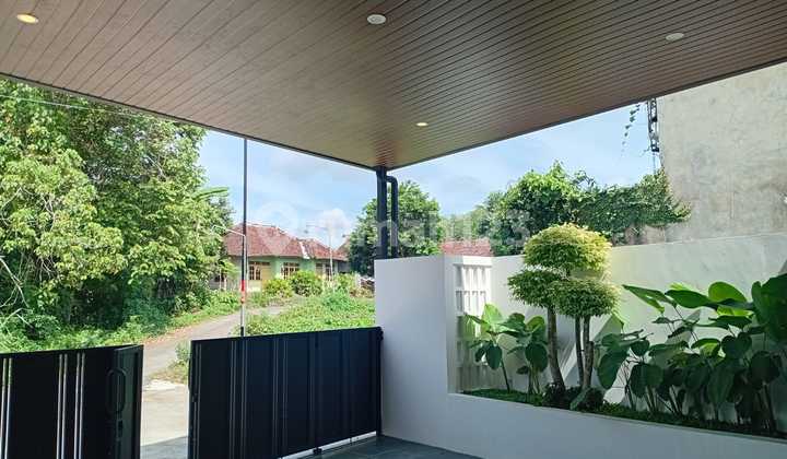 Rumah Mewah Sleman Lingkungan Tenang & Dekat Kemana-Mana 2