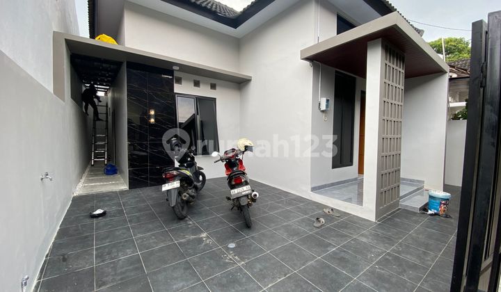 Investasi Cerdas! Rumah Strategis Dekat Stadion Maguwoharjo & Kampus Unriyo 2